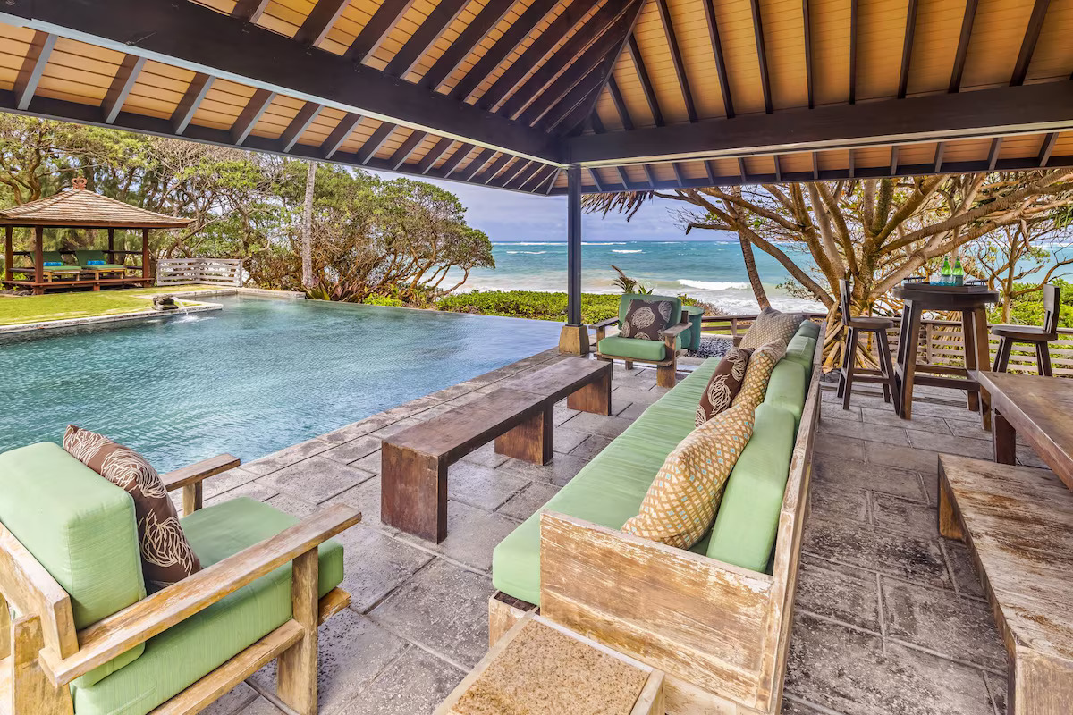 Pool cabana